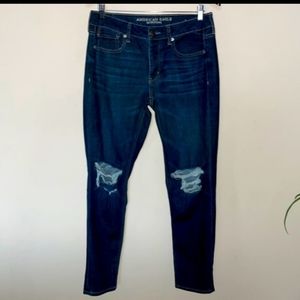 American Eagle,  Tom girl jeans